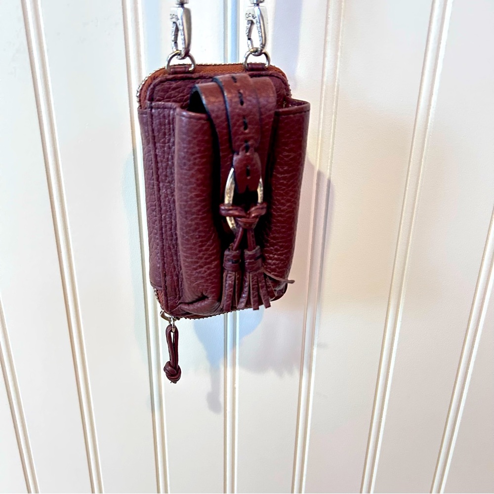 Crossbody small brown leather wallet soft leather excellent condition like new